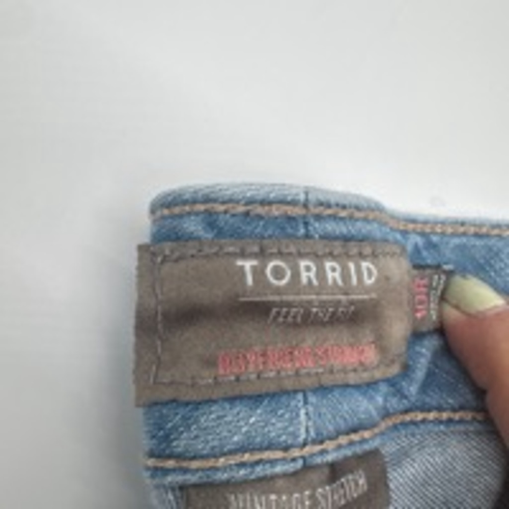 TORRID Vintage Stretch Jeans Size 10R Blue Denim - Picture 2 of 6